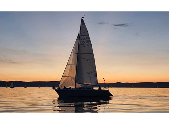 Naplemente túra vitorlással a Balatonon