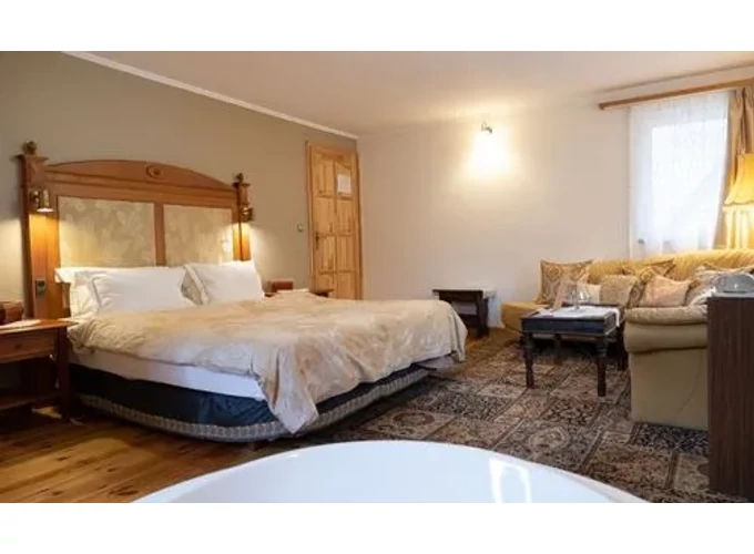 2 nap, 1 éj reggelivel superior szobában a Nomád Hotel &amp; Glampingben