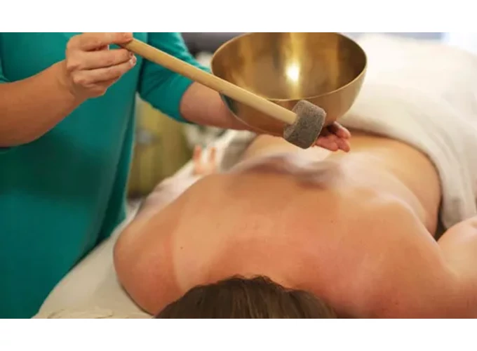 60 perces egyéni hangtál terápia vagy doTerra Aroma Touch masszázs